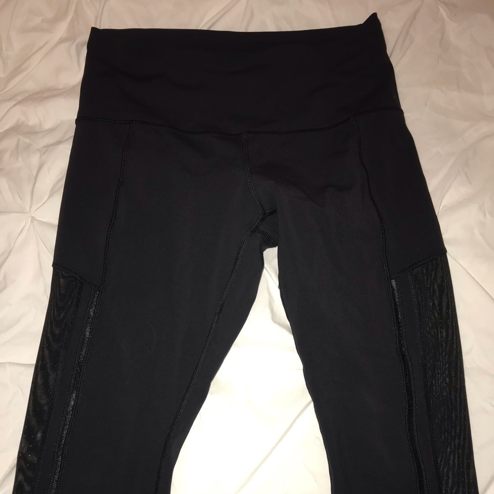 Lululemon black mesh crops
